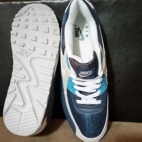 Nike Air Max 90s navy blue and white - Picture 2 of 5